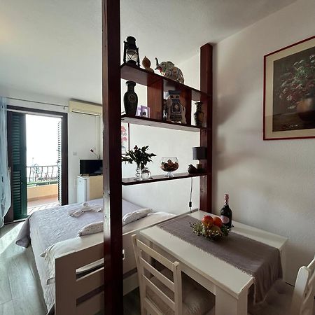 Seafront Studio Apartment+Balcony Podgora Exterior foto