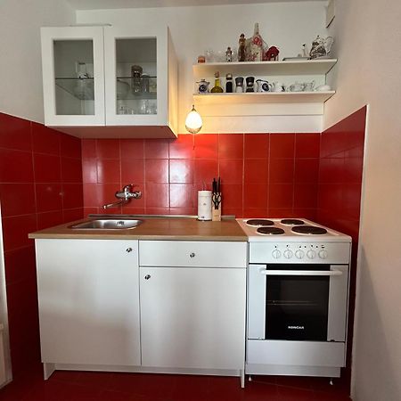 Seafront Studio Apartment+Balcony Podgora Exterior foto