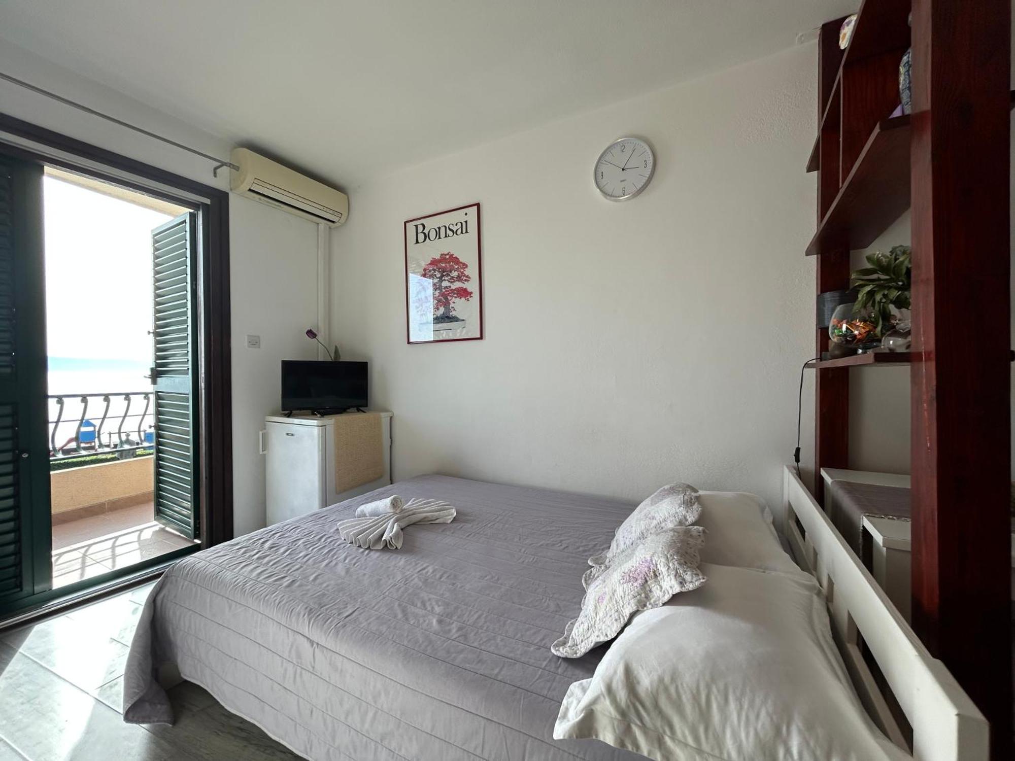 Seafront Studio Apartment+Balcony Podgora Exterior foto